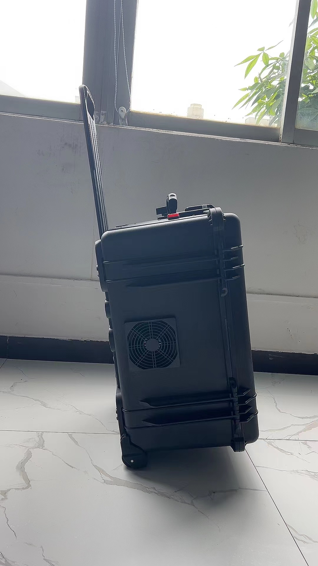 黎平手拉箱型移动通信干扰器